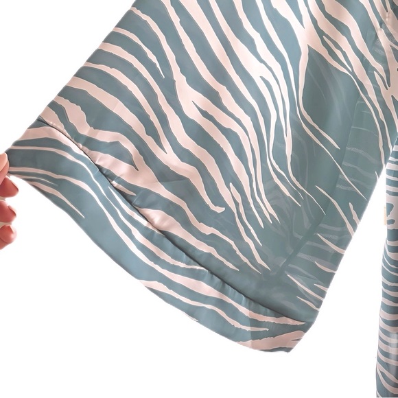 Vici | NWOT Goodnight Lover Zebra Print Satin Duster Kimono Robe in Dusty Blue - Picture 2 of 6